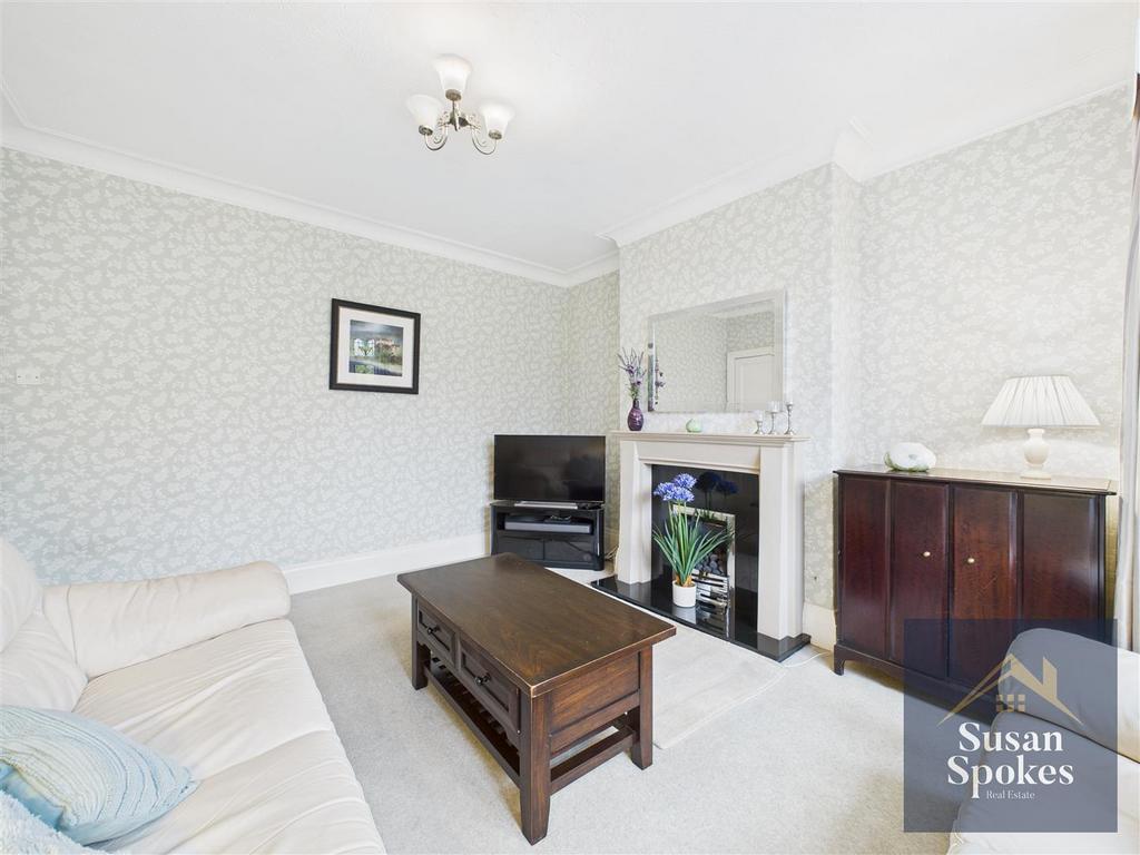 CAM01858 G0-PR0159-STILL017.jpg