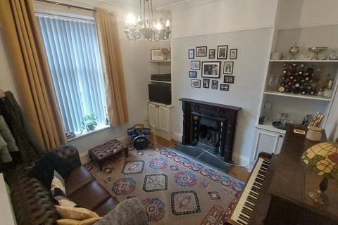 4 bedroom terraced house for sale, Maddock Street, Bradford BD18