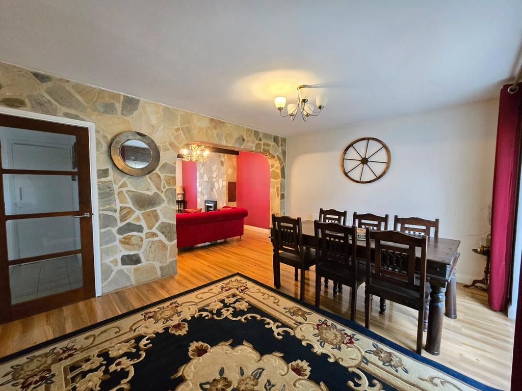 Dining Room (3)