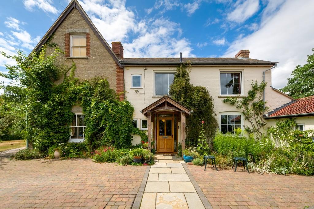 Gate Farm House-5