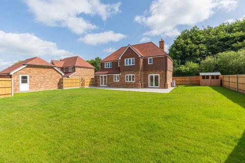 undefined, The Paddocks, Buck Street, Challock, Ashford. Kent TN25 4AT