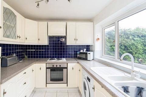 3 bedroom terraced house for sale, Fairfield Close, Dorking