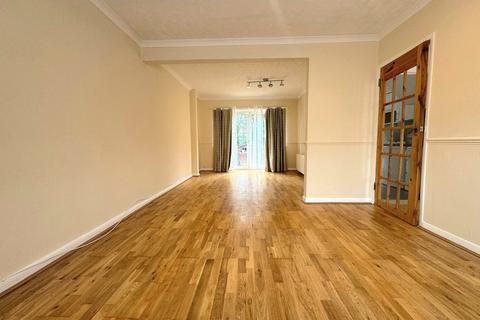 undefined, Long Elmes, Harrow
