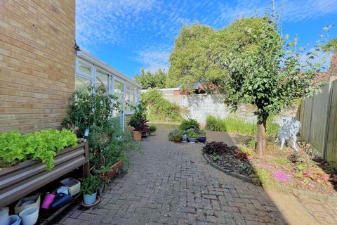 40 Veals Mead, Mitcham, CR4 3SB