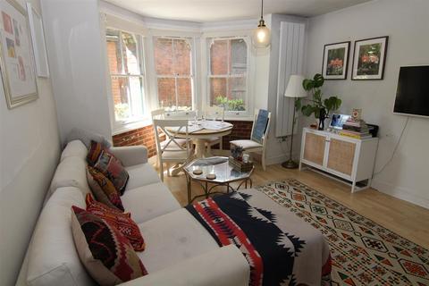 2 bedroom apartment for sale, Moreland Cottages, Bow Quarter, London, E3
