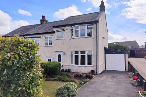 3 bedroom end of terrace house for sale, Merrion Crescent, Halifax HX3