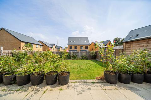 undefined, Everard Road, Greenhithe DA9