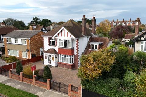 undefined, Albert Gardens, Clacton-on-Sea, CO15 6
