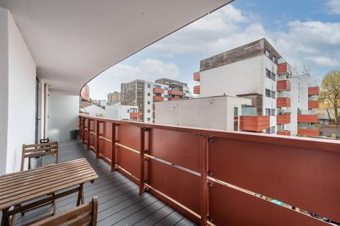 2 bedroom flat for sale, Barlby Road, North Kensington, London, W10