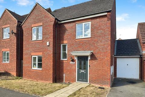 4 bedroom link detached house for sale, Saxthorpe Road, Leicester LE5