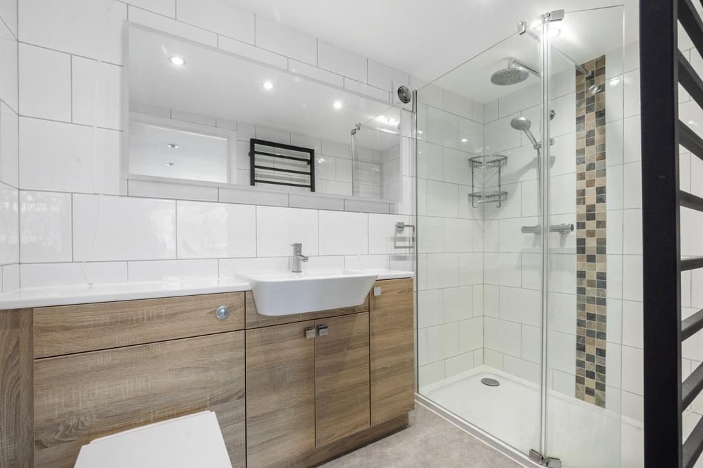 Ensuite Shower Room