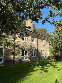 4 bedroom terraced house for sale, Kingston Hill Place, Kingston, London, KT2