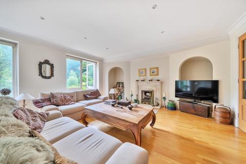 undefined, Kingston Hill Place, Kingston, London, KT2
