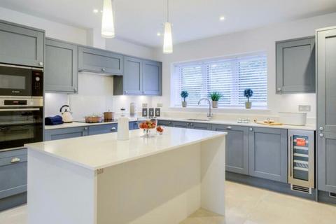undefined, Lyttleton Gate, Studley, Warwickshire, B80