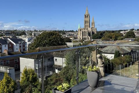 James Place, Truro