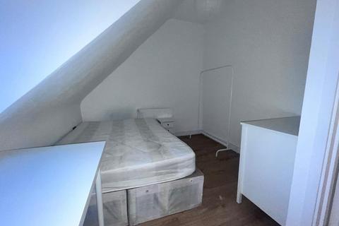 undefined, Deptford High Street, London SE8