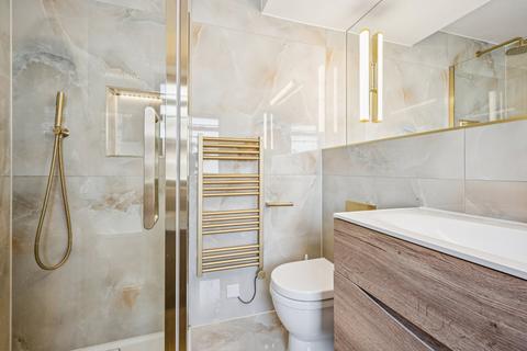 4 bedroom flat for sale, Hereford House, 11 Ovington Gardens, Knightsbridge