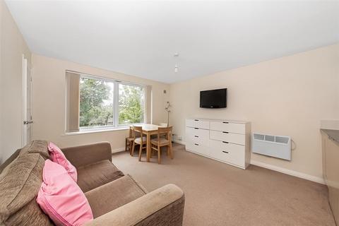 undefined, 21 Mayfield Road, South Croydon CR2