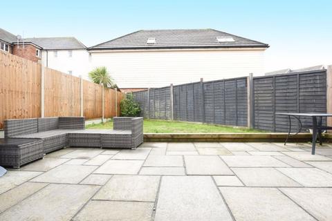 3 bedroom semi-detached house for sale, Fieldfare Drive, Maidstone