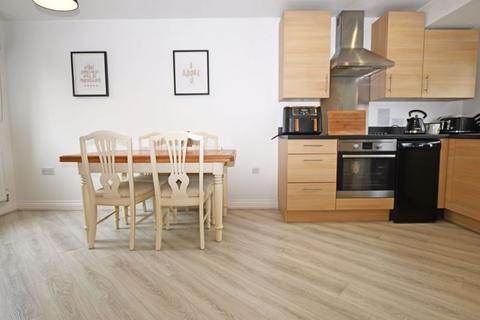 3 bedroom semi-detached house for sale, Fieldfare Drive, Maidstone