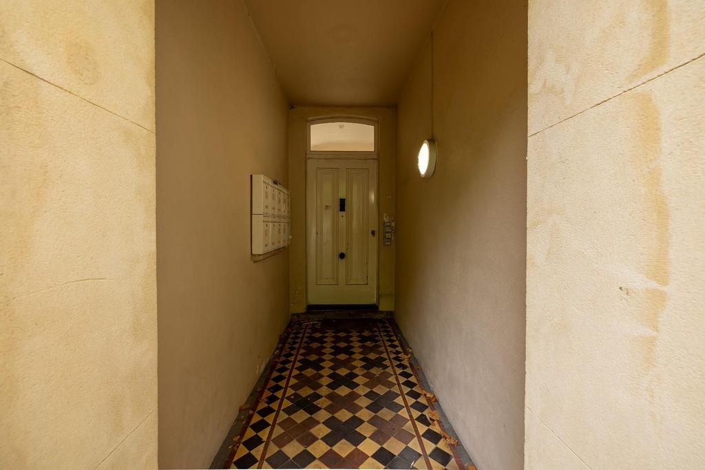 014 A8293-HDR.jpg