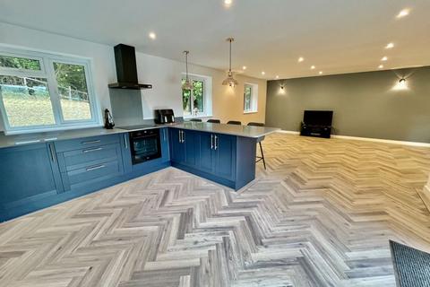 undefined, Pearsons Green Road, Brenchley