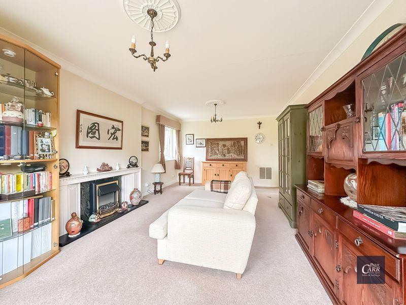 Apartment in Sutton Coldfield, Banners Gate - View 4