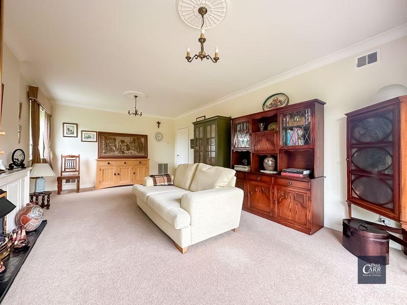 Apartment in Sutton Coldfield, Banners Gate - View 5