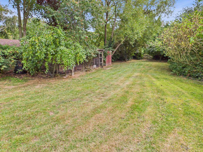 Large Rear Garden