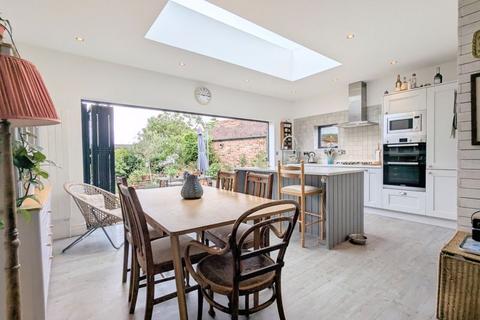 undefined, Golf Open 2026 - Lynton Road, Hillside - Sleeps 6