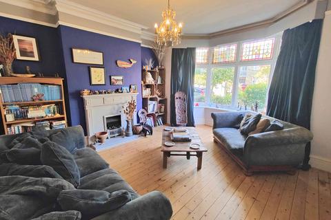 5 bedroom terraced house for sale, High Street, Brighouse HD6