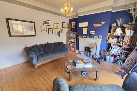 5 bedroom terraced house for sale, High Street, Brighouse HD6