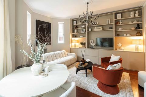 2 bedroom flat for sale, Kensington Mansions, Earls Court, London, SW5