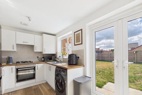 2 bedroom semi-detached house for sale, Headstock Close, Newark NG22