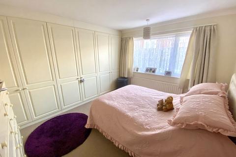 38 Argyle Crescent, Fareham, PO15 6AJ