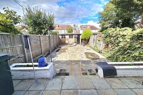 undefined, Ryefield Avenue, Uxbridge, UB10
