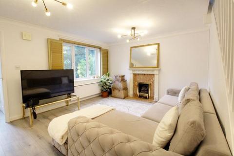 undefined, Thomas Rochford Way, Cheshunt EN8