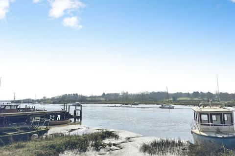 undefined, High Street, Wivenhoe, Colchester,CO7