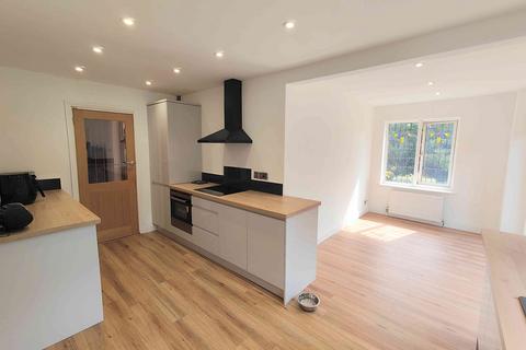 4 bedroom detached house for sale, Marldon Road, Northowram HX3