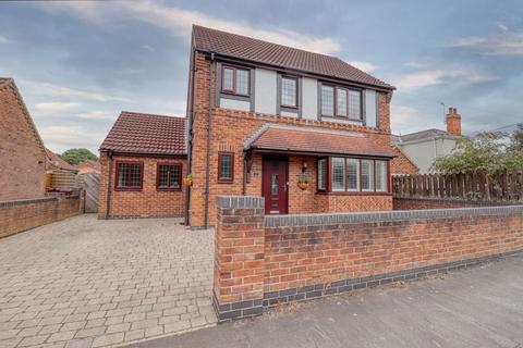 3 bedroom detached house for sale, Fieldside, Epworth