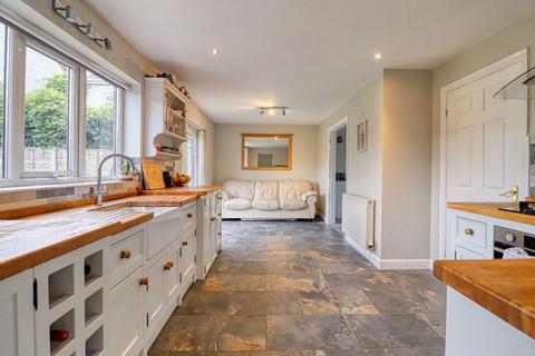 3 bedroom detached house for sale, Fieldside, Epworth