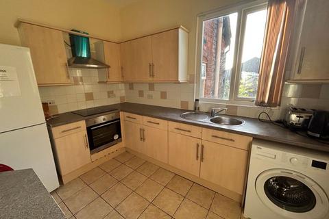 3 bedroom apartment to rent, Carlyle Road, Edgbaston, Birmingham