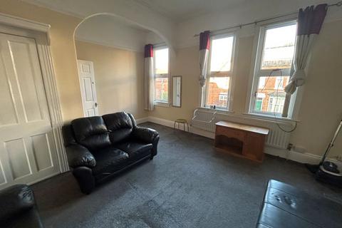 3 bedroom apartment to rent, Carlyle Road, Edgbaston, Birmingham