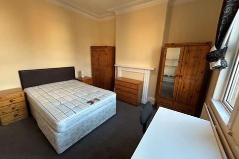 3 bedroom apartment to rent, Carlyle Road, Edgbaston, Birmingham