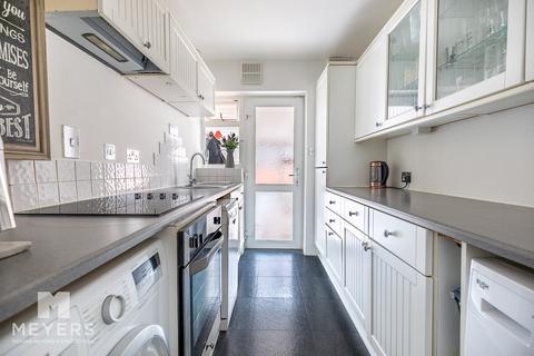 2 bedroom detached bungalow for sale, Mount Pleasant Drive, Bournemouth, BH8 9JN