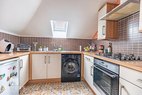 1 bedroom flat for sale, Bradbury Court, Bournemouth, BH8 8RF