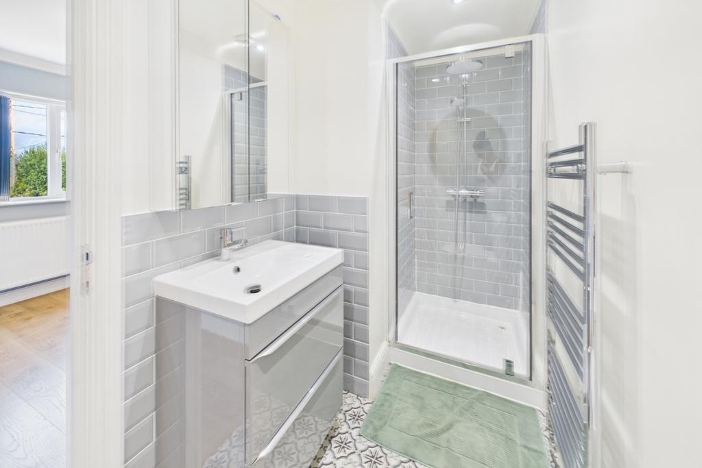 Ewe Move - Spalding - Ensuite