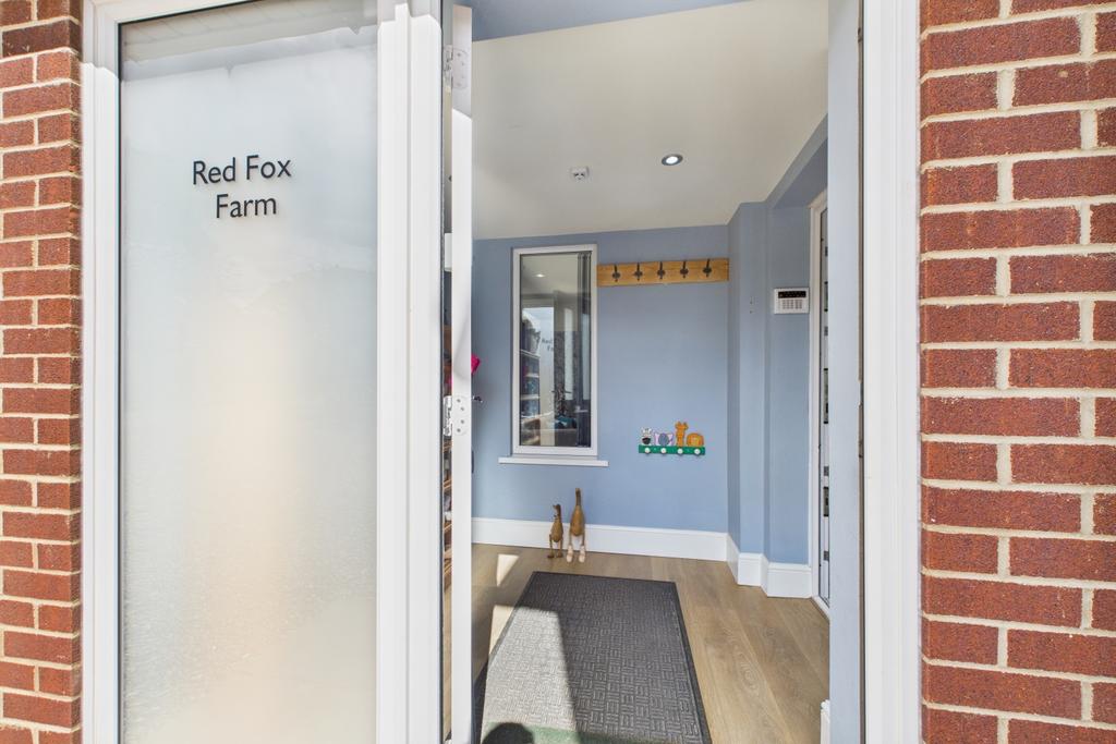 Ewe Move - Spalding - Front of House