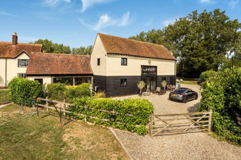 undefined, Dunmow CM6