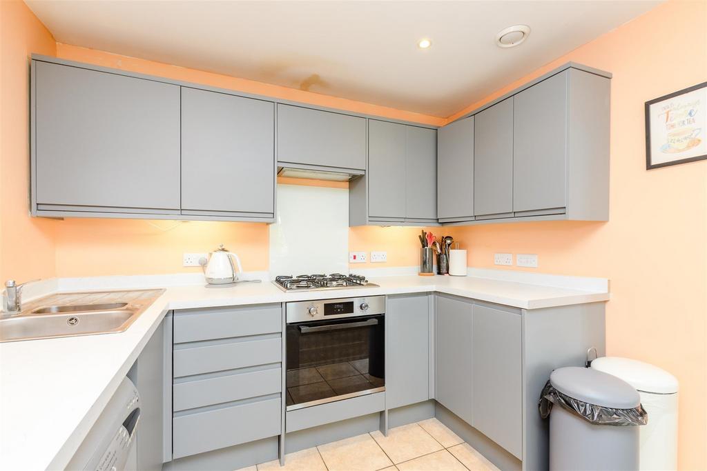 Lounge/Kitchen